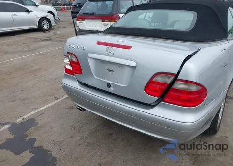 2003 Mercedes-Benz Clk 320 from USA, damaged, VIN WDBLK65G73T140340